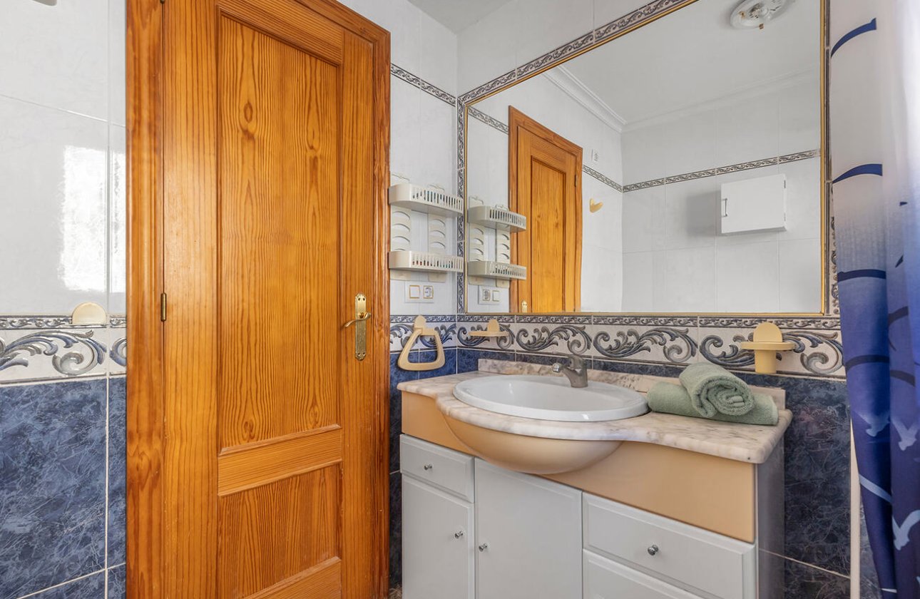 Herverkoop - Semi Detached Penthouse -
Orihuela Costa - Costa Blanca