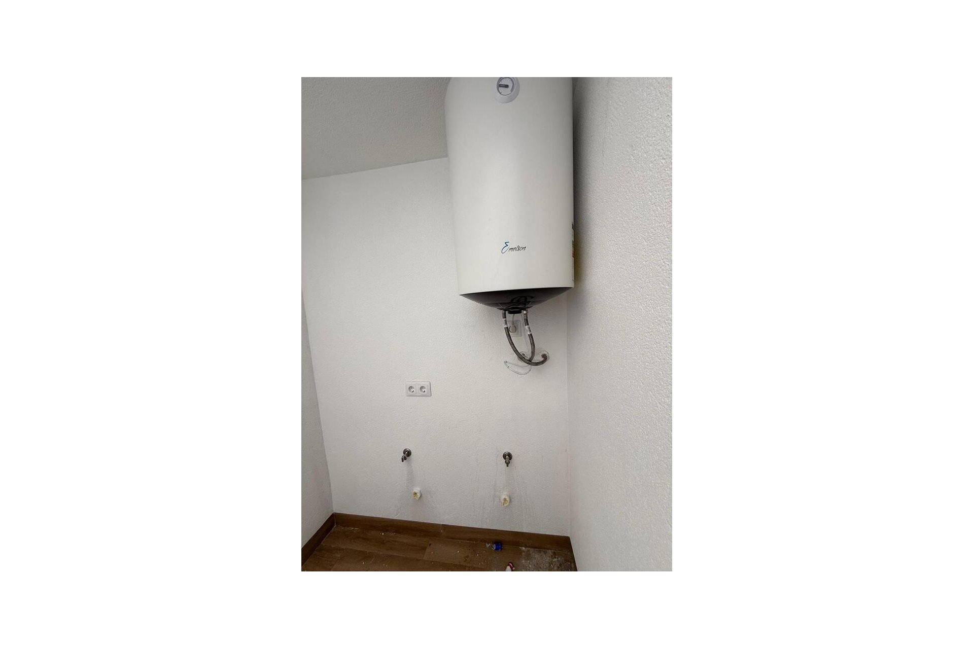 Herverkoop - Semi Detached -
Rojales, CIudad Quesada