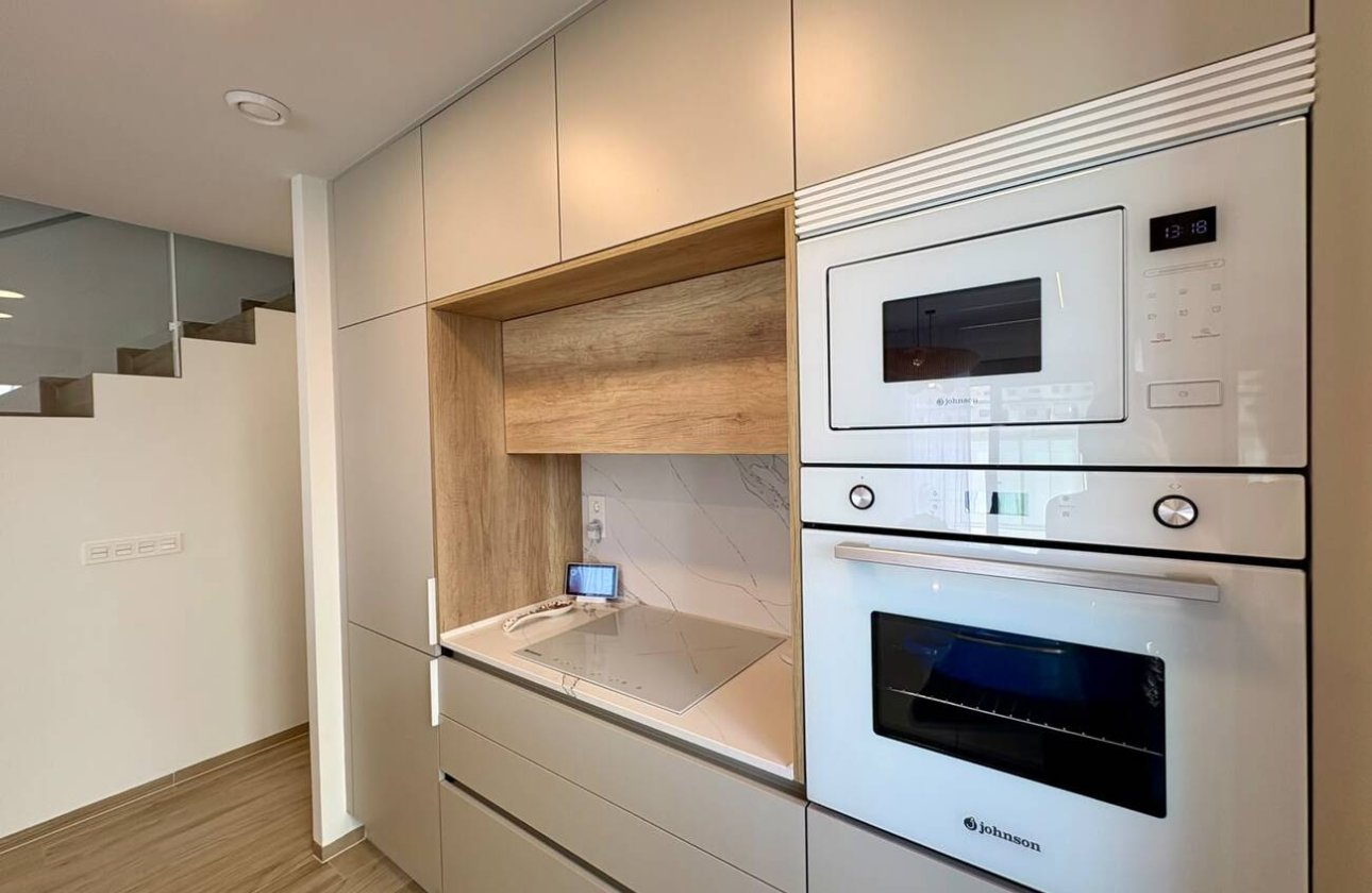 Herverkoop - Semi Detached -
Rojales - Ciudad Quesada