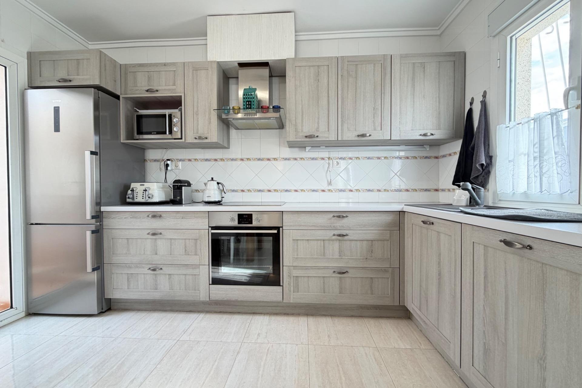 Herverkoop - Semi Detached -
Rojales - Pueblo