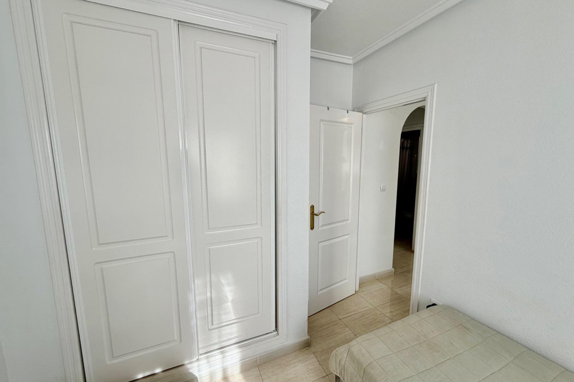 Herverkoop - Semi Detached -
Rojales - Pueblo