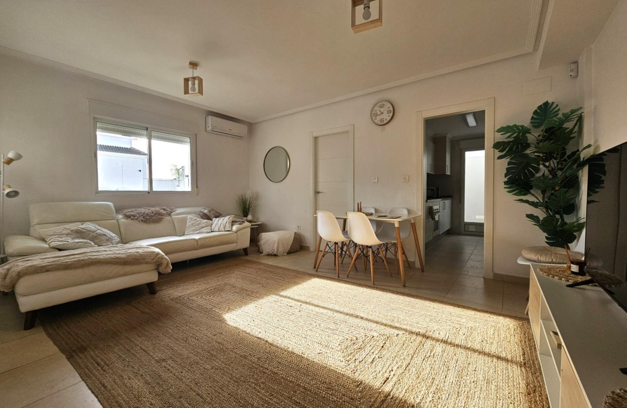 Herverkoop - Semi Detached -
San Fulgencio