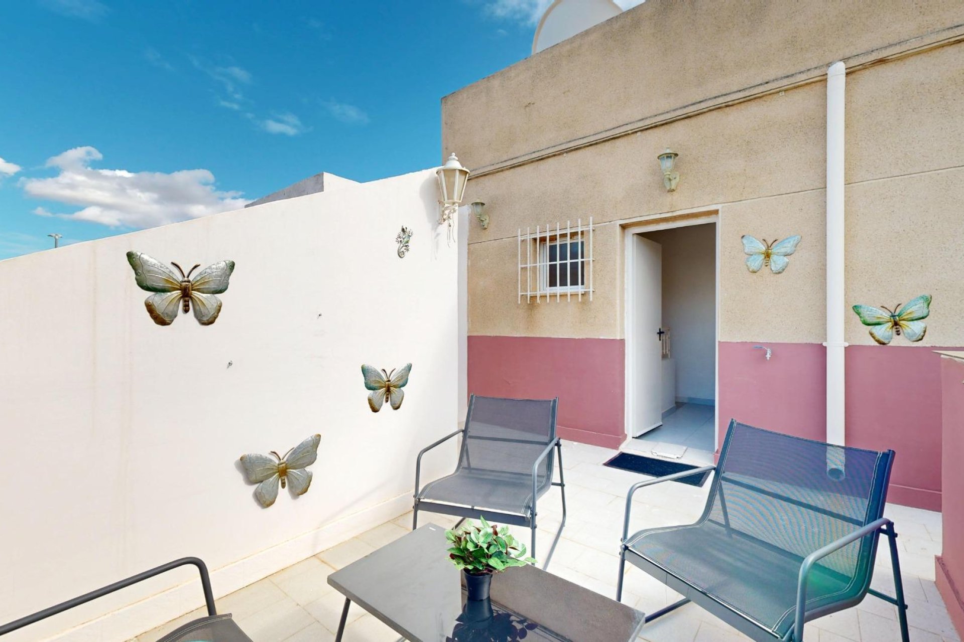 Herverkoop - Semi Detached -
San Miguel de Salinas - 03193