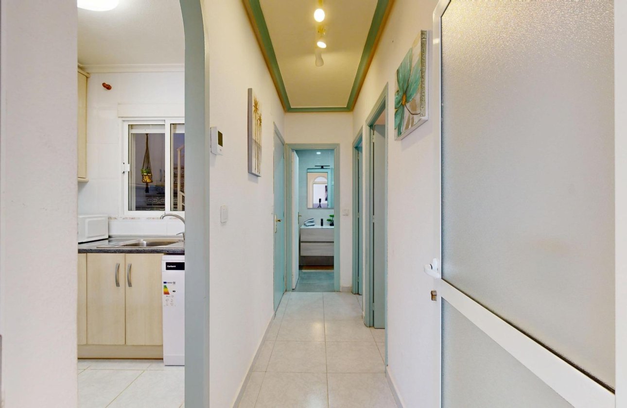 Herverkoop - Semi Detached -
San Miguel de Salinas - 03193