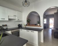 Herverkoop - Semi Detached -
San Miguel de Salinas - Inland