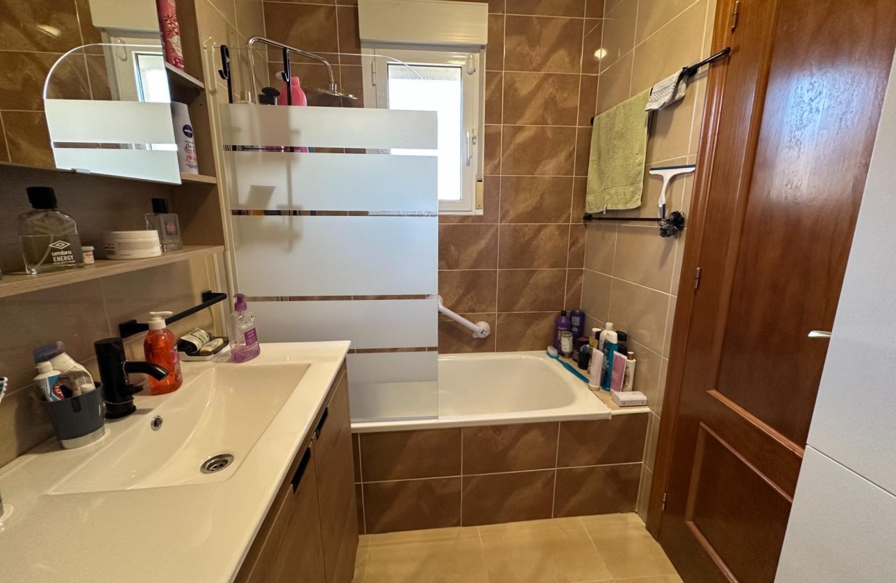 Herverkoop - Semi Detached -
San Miguel de Salinas - Residencial Los Flamencos