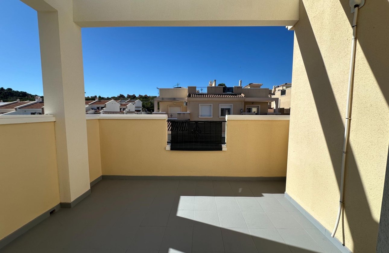 Herverkoop - Semi Detached -
San Miguel de Salinas - Residencial Los Flamencos