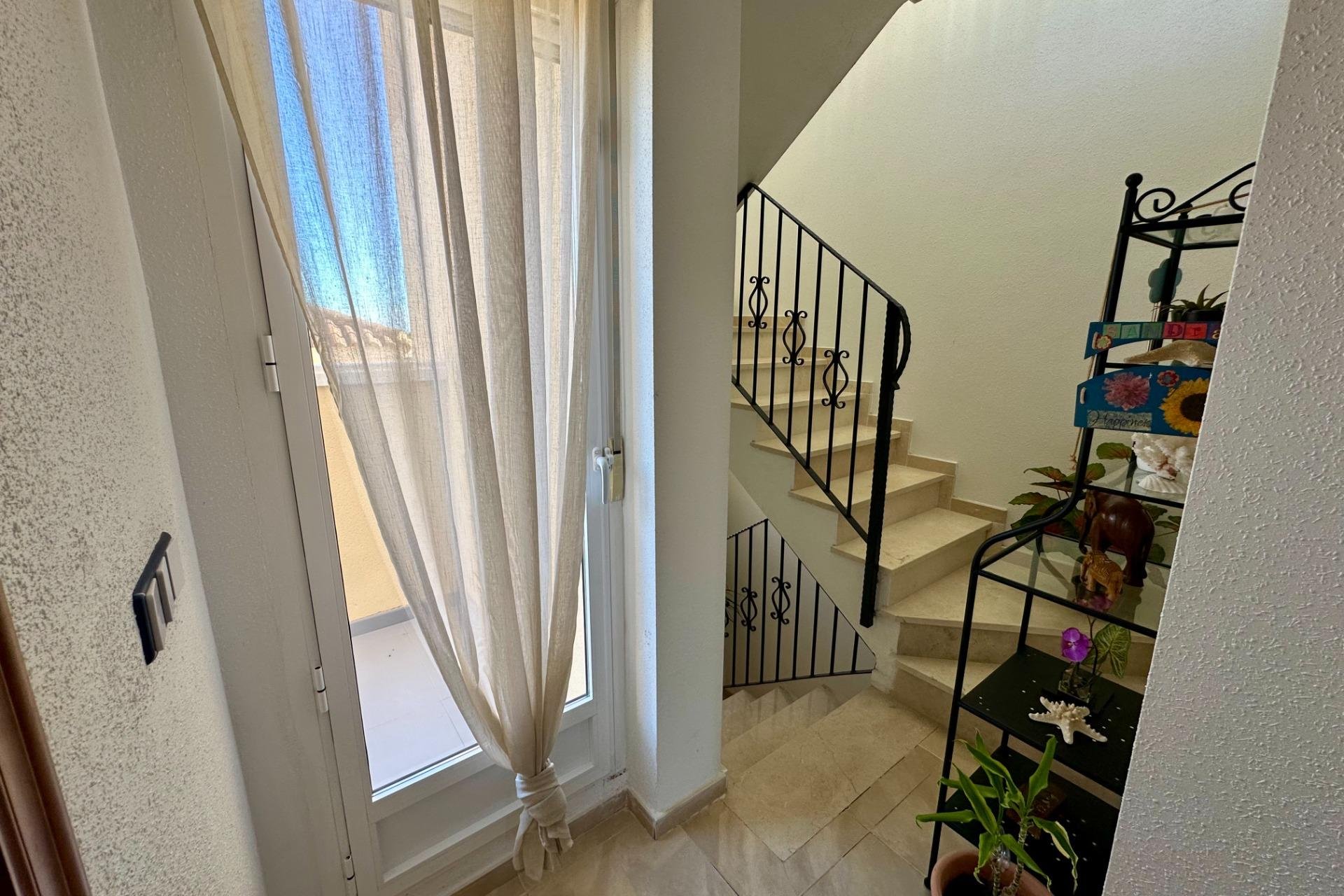 Herverkoop - Semi Detached -
San Miguel de Salinas - Residencial Los Flamencos