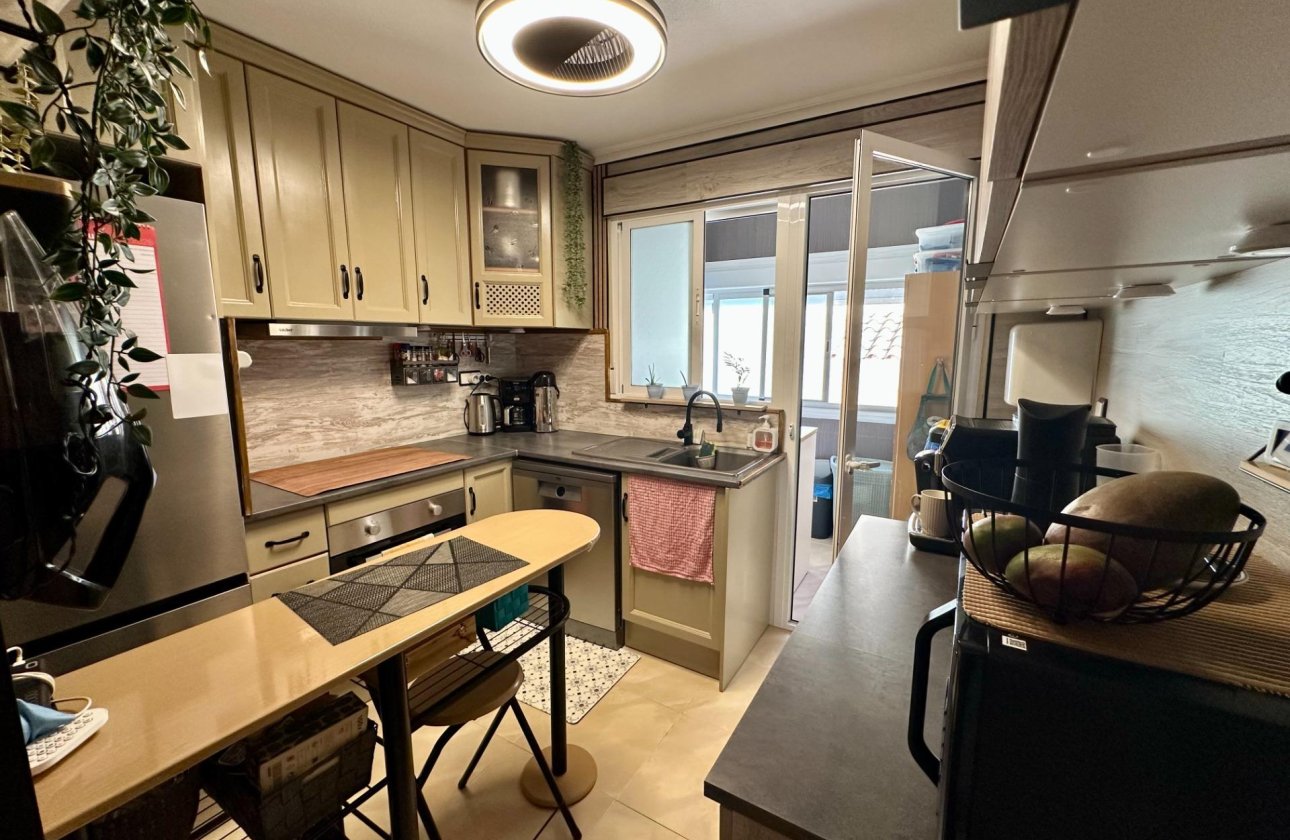 Herverkoop - Semi Detached -
San Miguel de Salinas - Residencial Los Flamencos