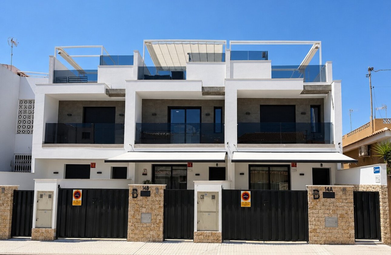 Herverkoop - Semi Detached -
Torre de la Horadada - Costa Blanca