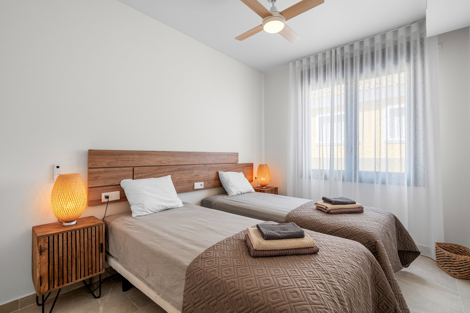 Herverkoop - Semi Detached -
Torre de la Horadada - Costa Blanca