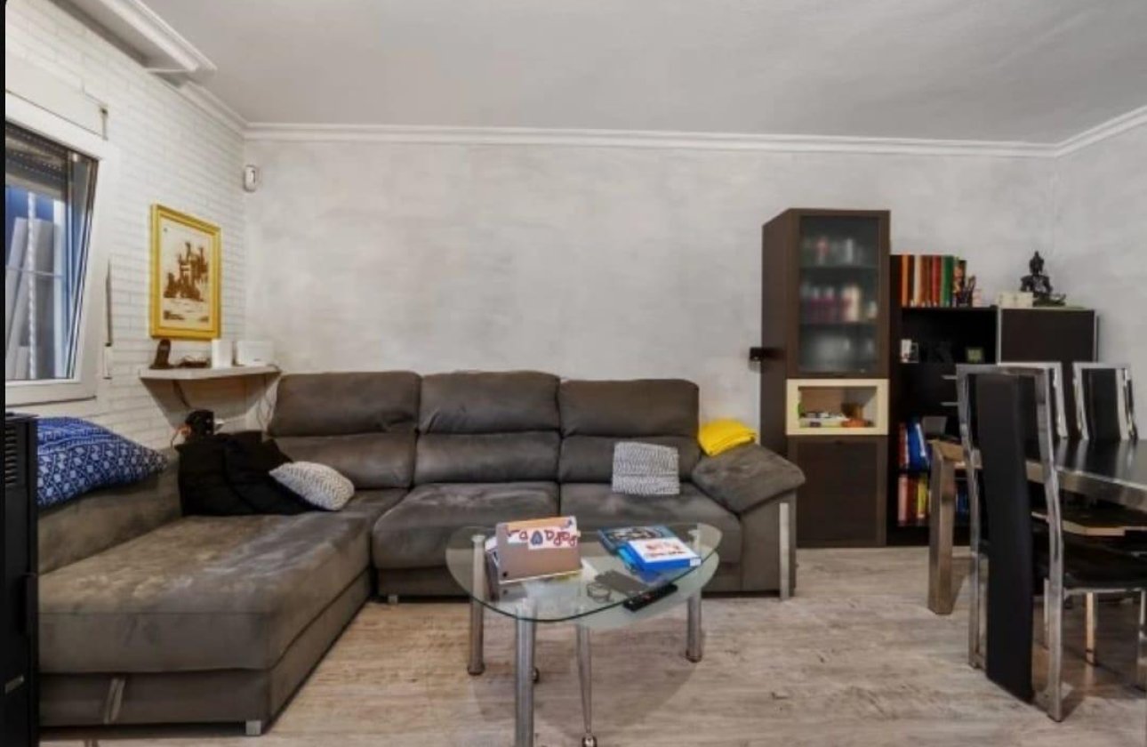 Herverkoop - Semi Detached -
Torrevieja - Aguas Nuevas