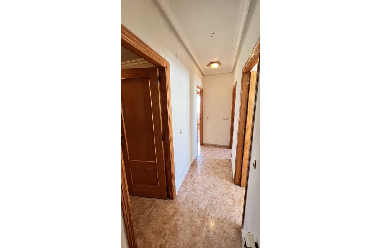 Herverkoop - Semi Detached -
Torrevieja - Aguas Nuevas