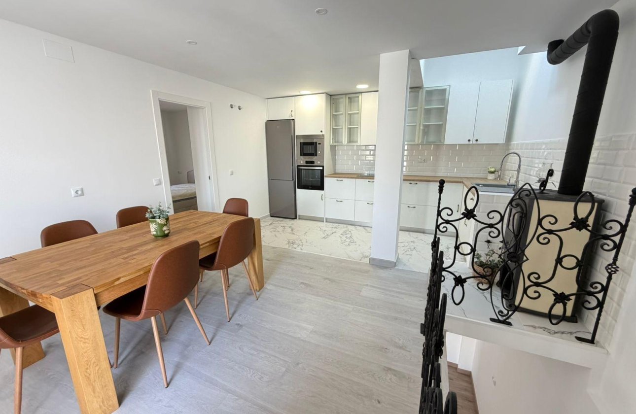 Herverkoop - Semi Detached -
Torrevieja - Cabo Cervera