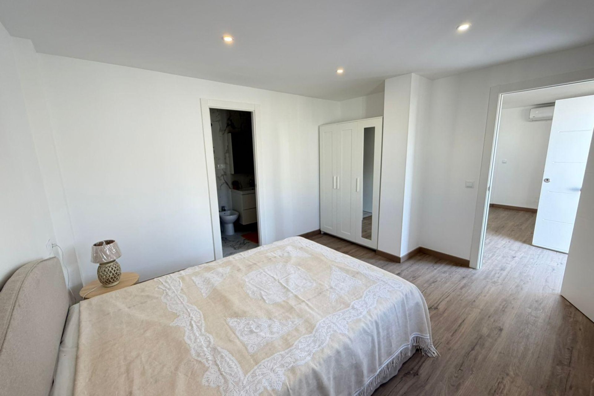 Herverkoop - Semi Detached -
Torrevieja - Cabo Cervera