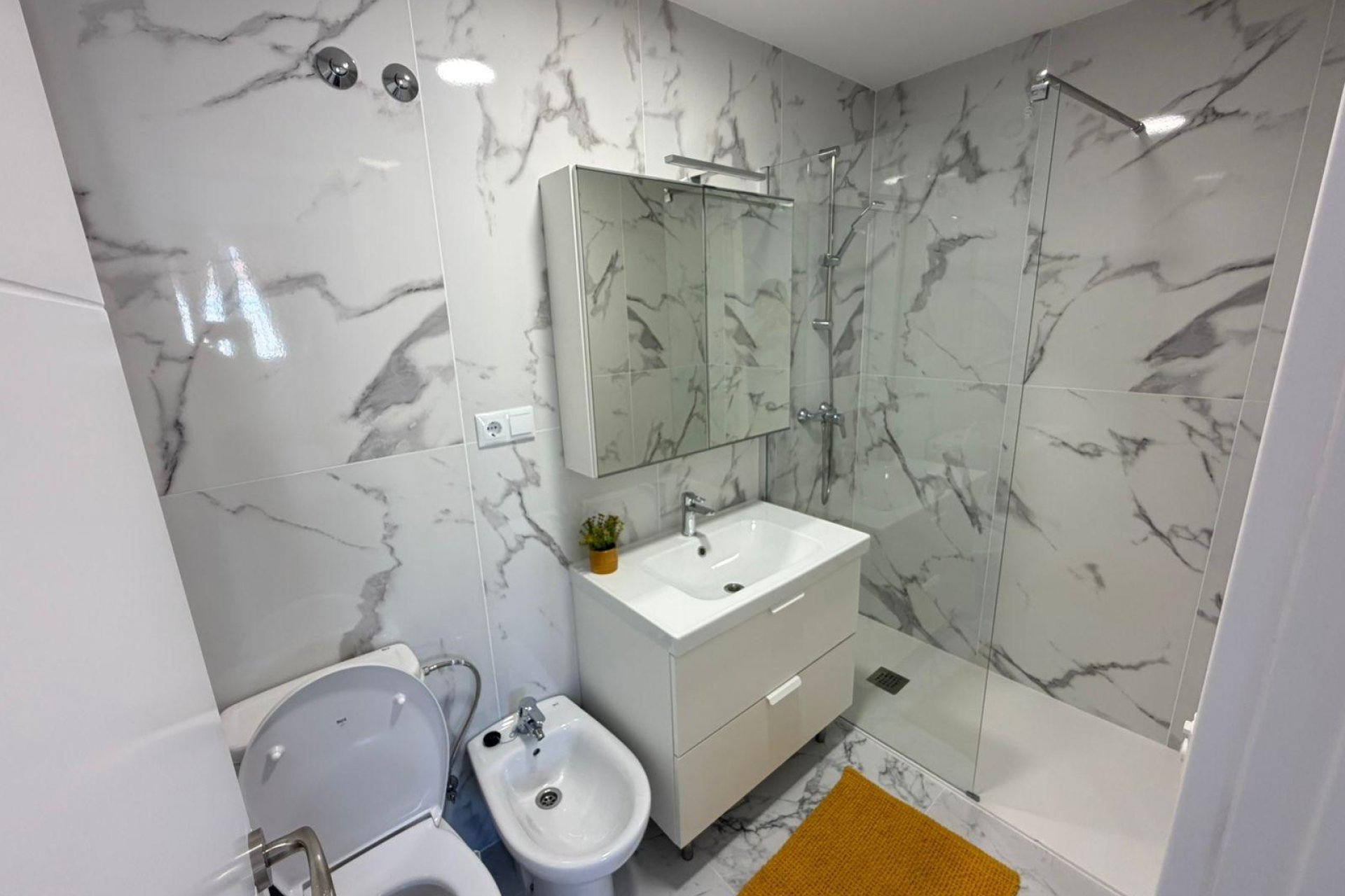 Herverkoop - Semi Detached -
Torrevieja - Cabo Cervera