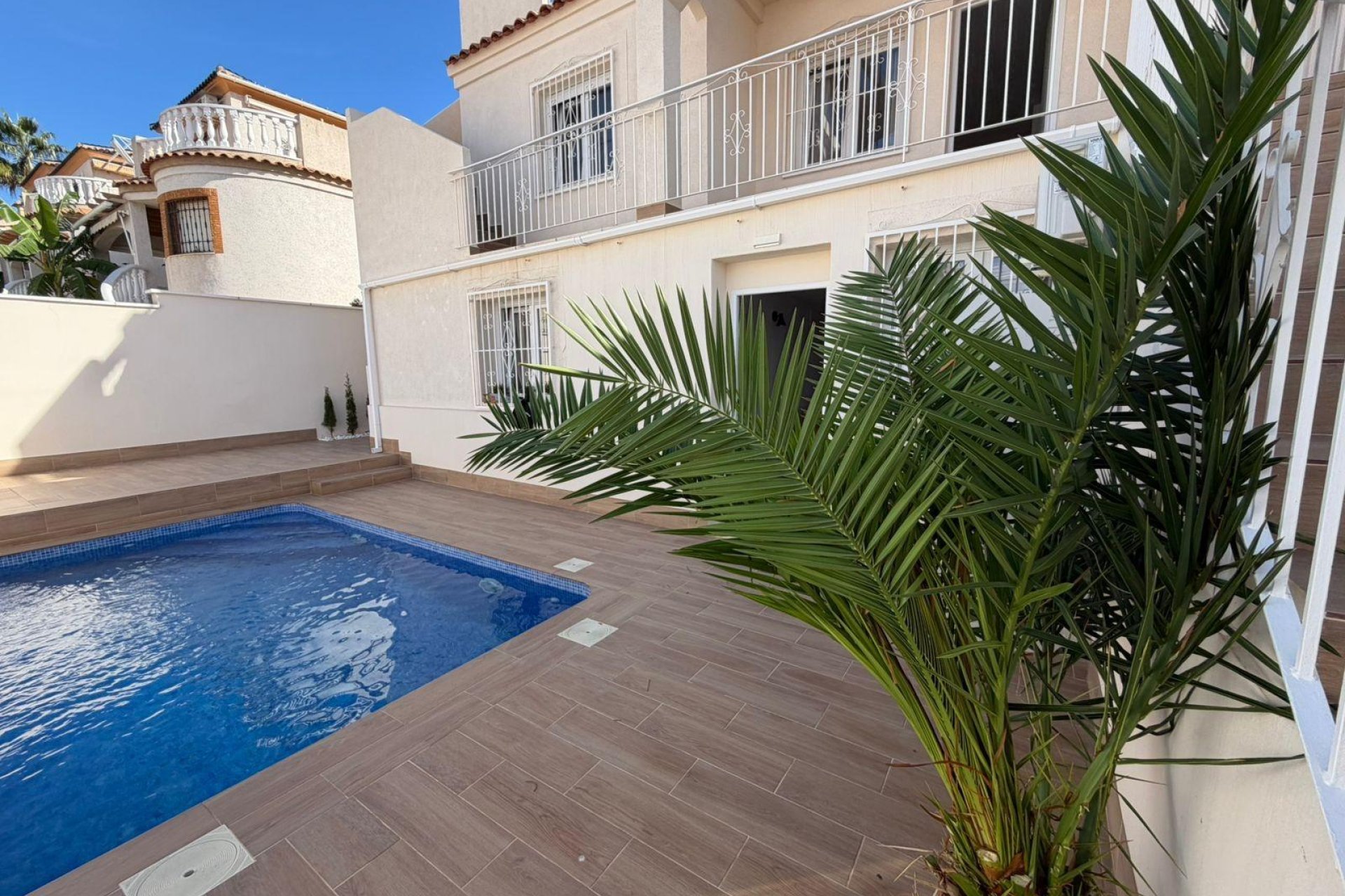 Herverkoop - Semi Detached -
Torrevieja - Cabo Cervera