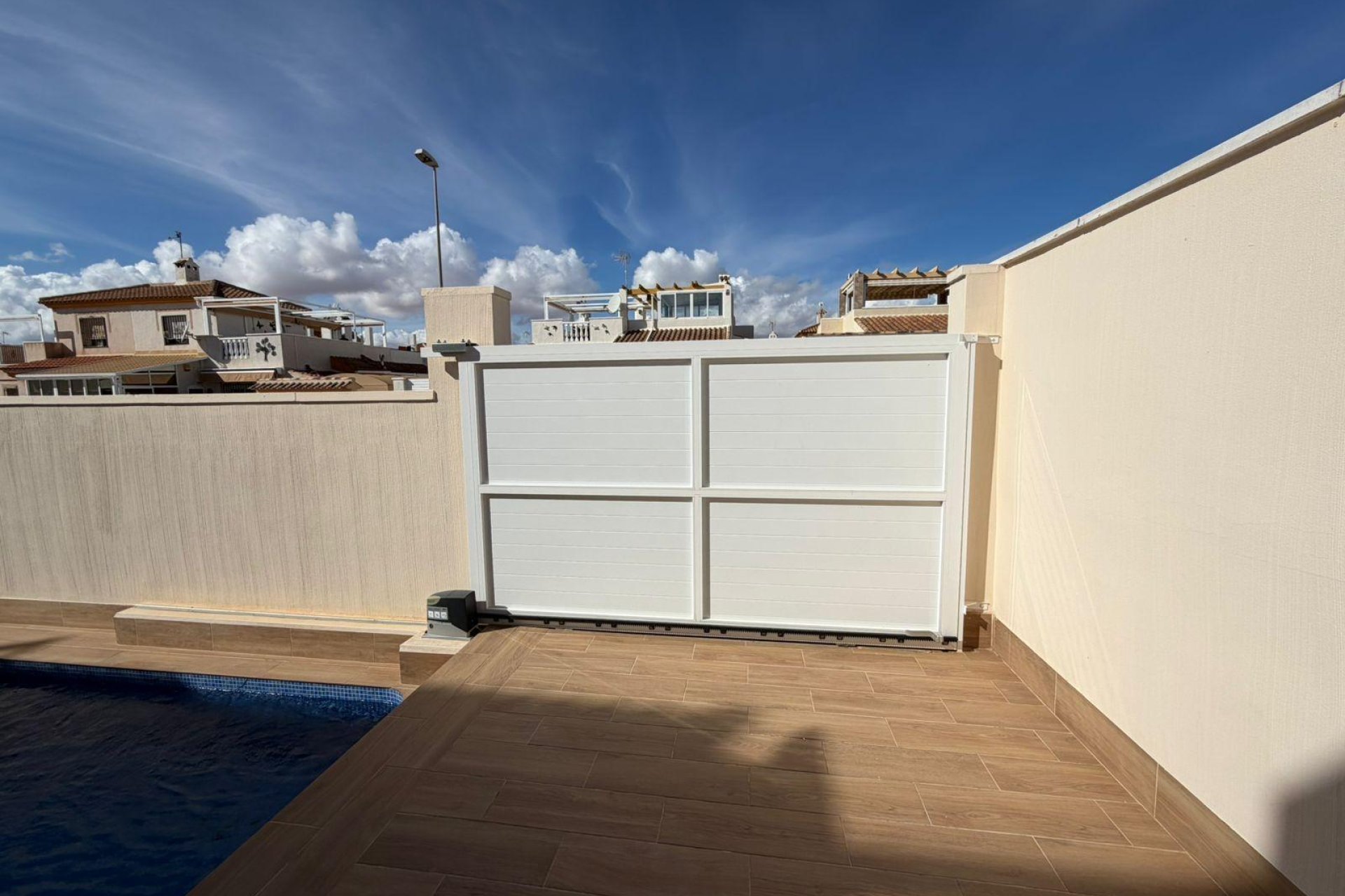 Herverkoop - Semi Detached -
Torrevieja - Cabo Cervera