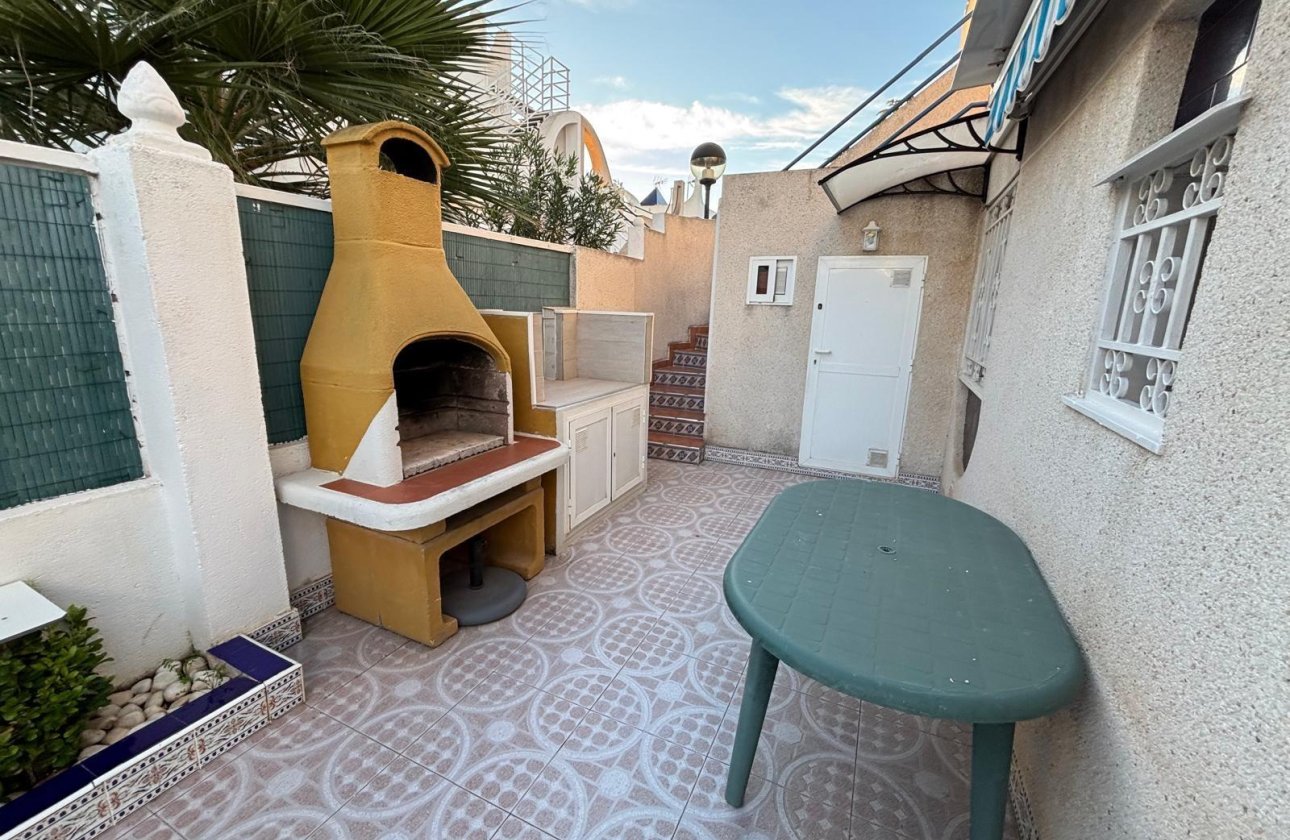 Herverkoop - Semi Detached -
Torrevieja - Carrefour