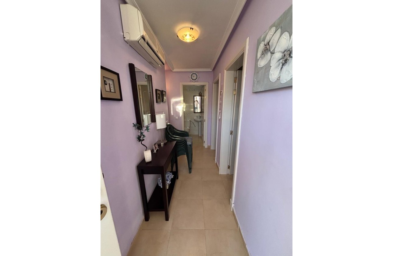 Herverkoop - Semi Detached -
Torrevieja - Carrefour