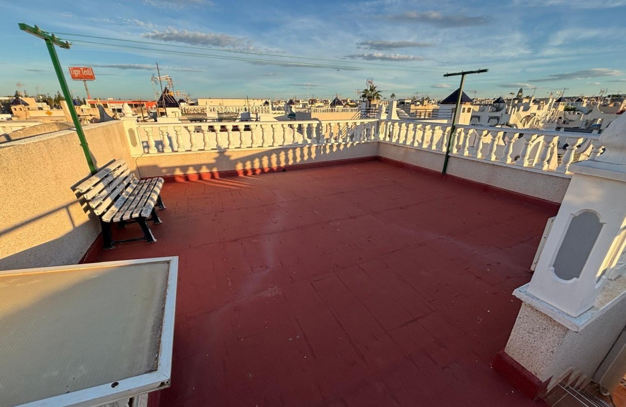 Herverkoop - Semi Detached -
Torrevieja - Carrefour