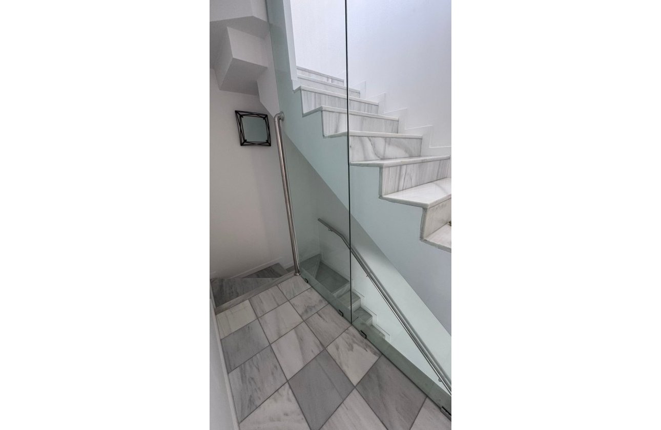 Herverkoop - Semi Detached -
Torrevieja - Costa Blanca