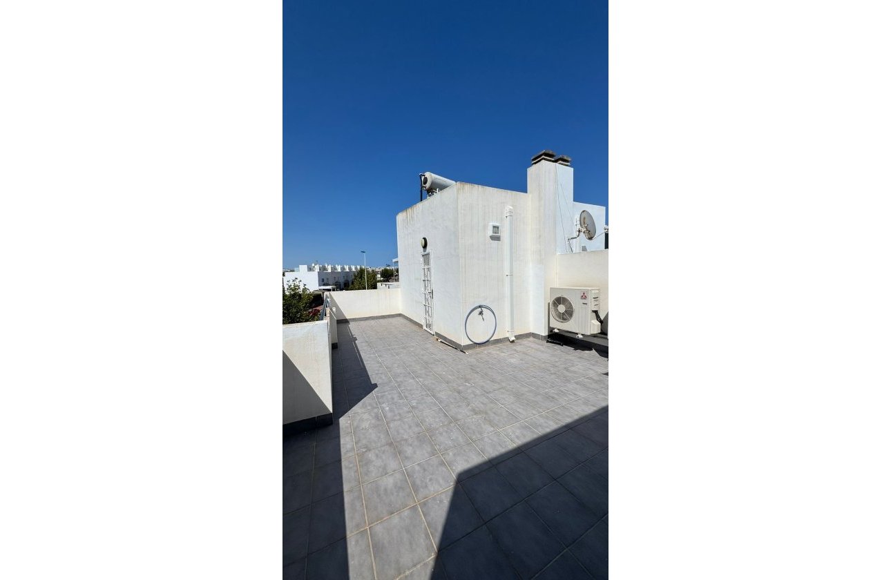 Herverkoop - Semi Detached -
Torrevieja - Costa Blanca