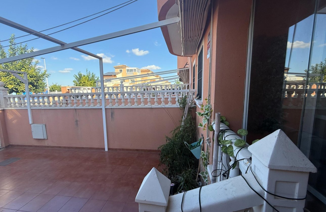 Herverkoop - Semi Detached -
Torrevieja - El Limonar