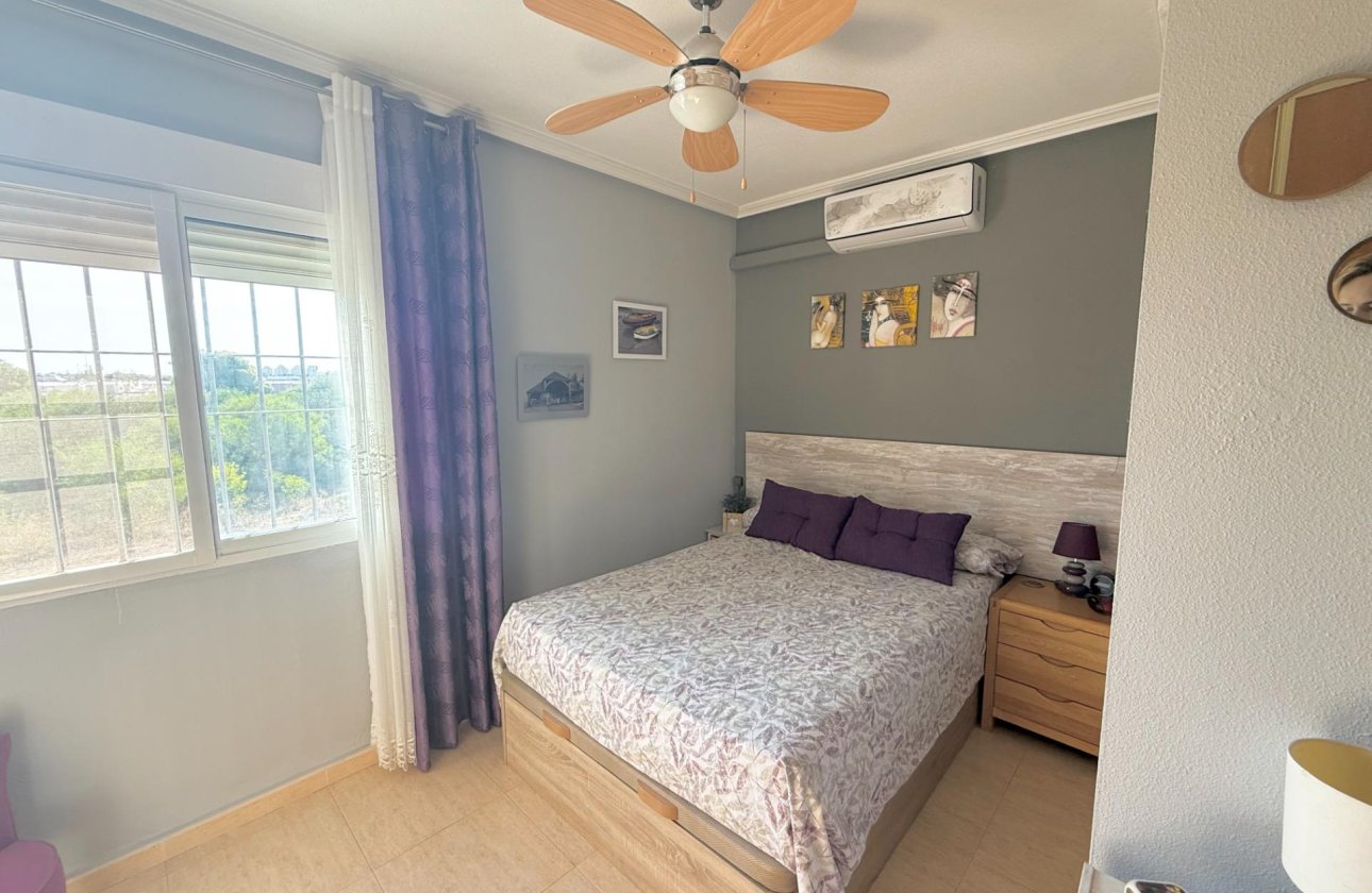 Herverkoop - Semi Detached -
Torrevieja - El Limonar