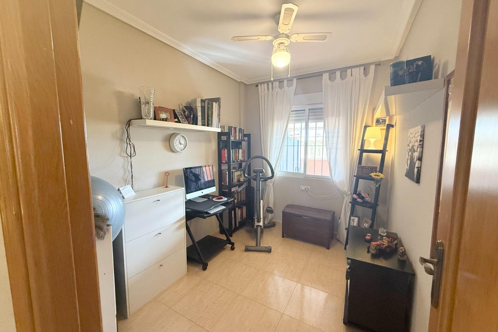 Herverkoop - Semi Detached -
Torrevieja - El Limonar