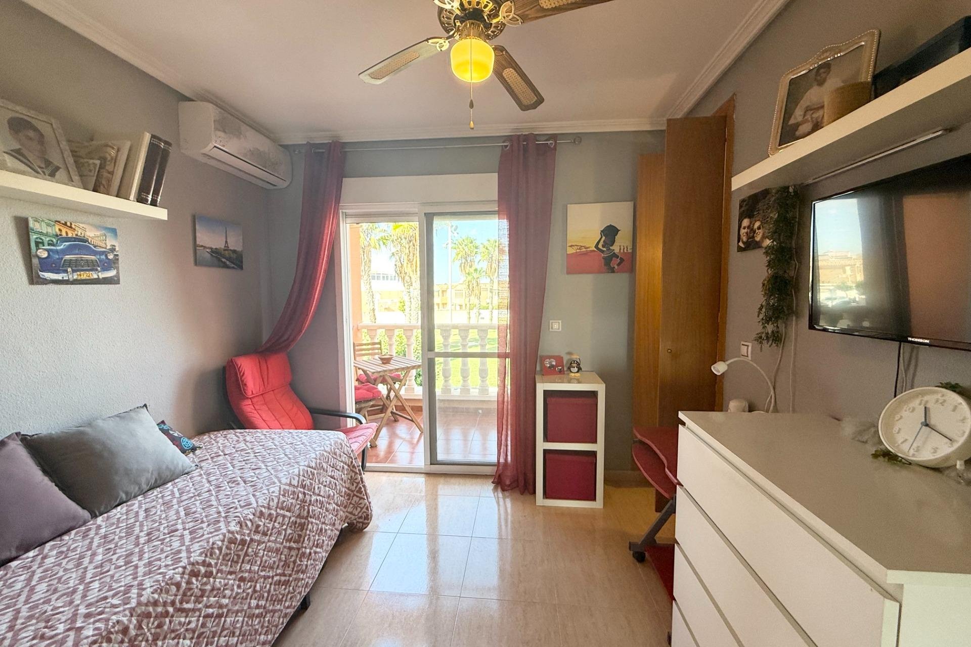 Herverkoop - Semi Detached -
Torrevieja - El Limonar