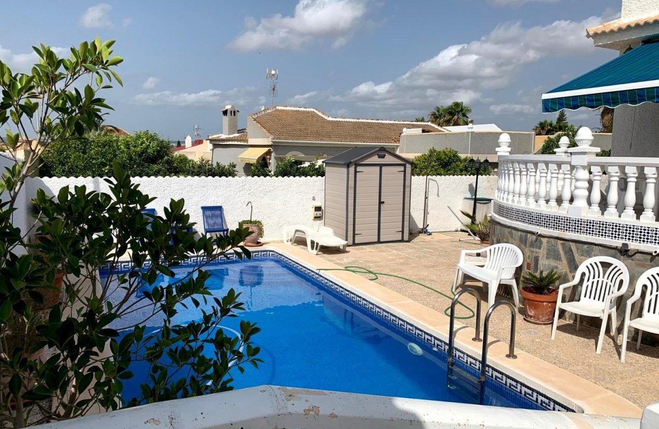 Herverkoop - Semi Detached -
Torrevieja - La Siesta - El Salado - Torreta