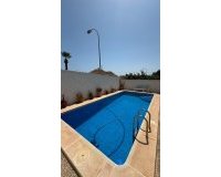 Herverkoop - Semi Detached -
Torrevieja - La Siesta - El Salado - Torreta