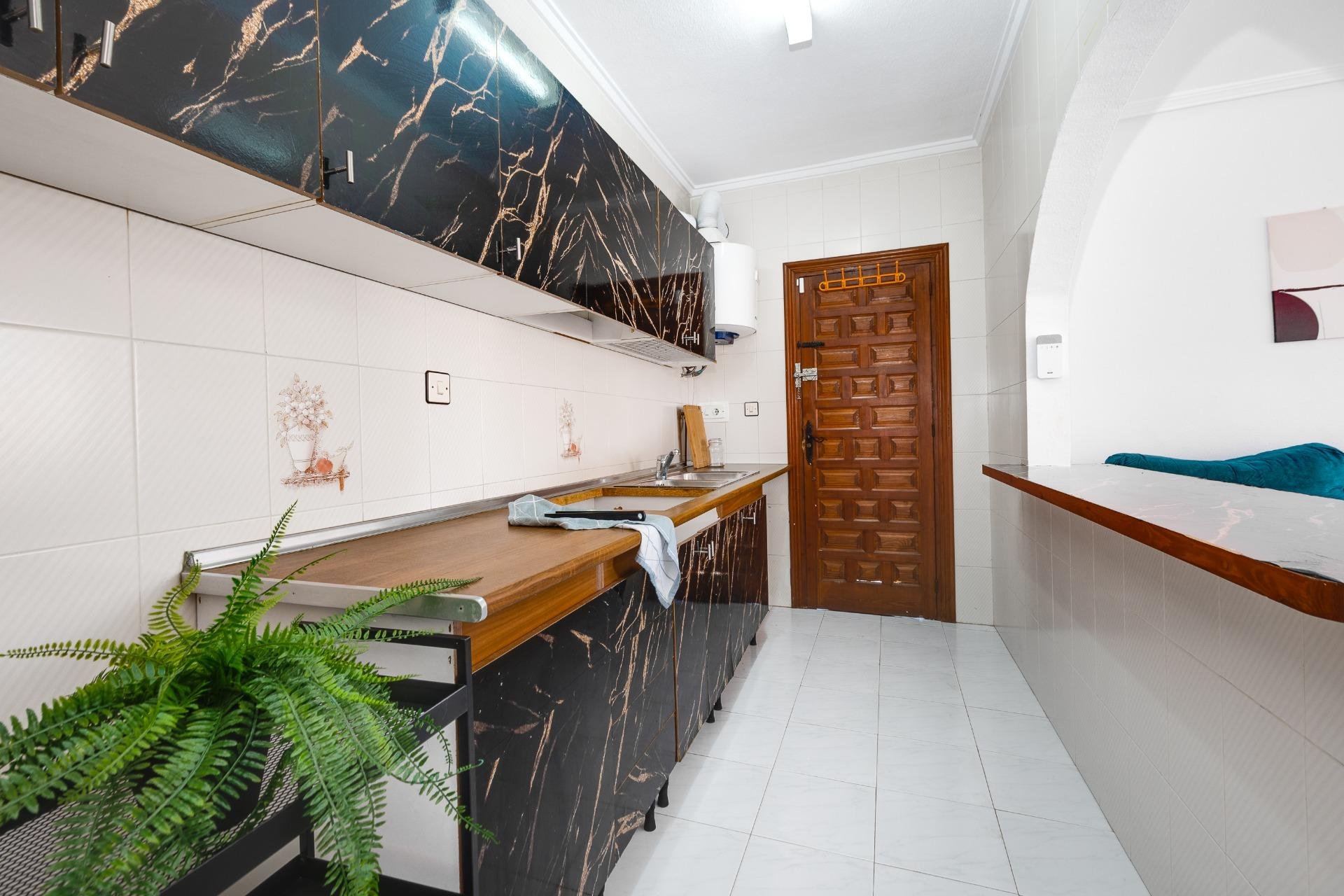 Herverkoop - Semi Detached -
Torrevieja - Nueva Torrevieja