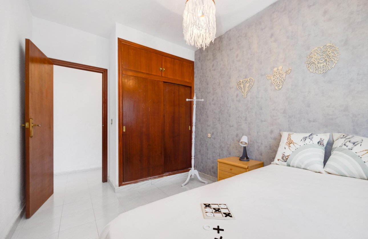 Herverkoop - Semi Detached -
Torrevieja - Nueva Torrevieja