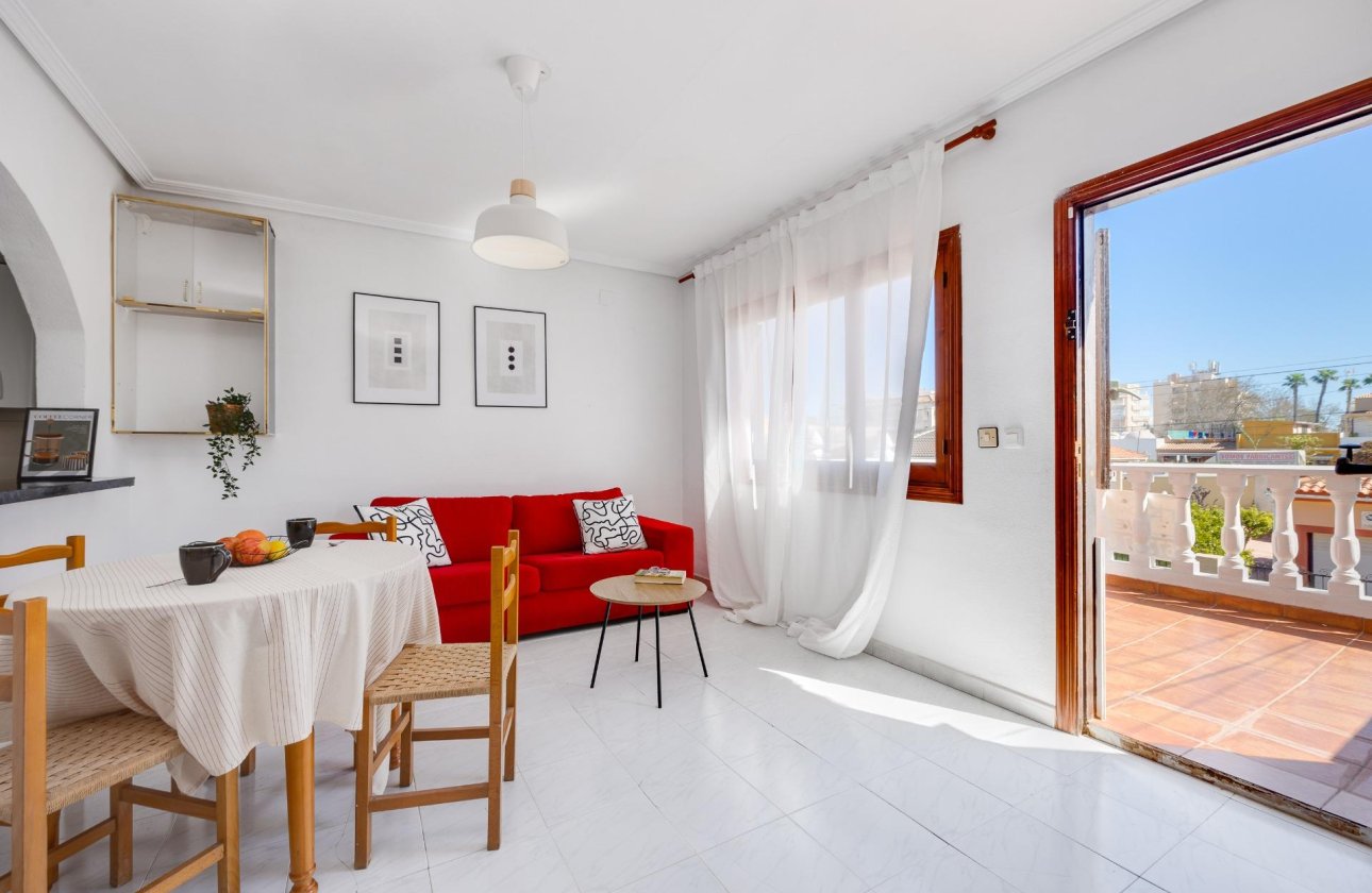 Herverkoop - Semi Detached -
Torrevieja - Nueva Torrevieja