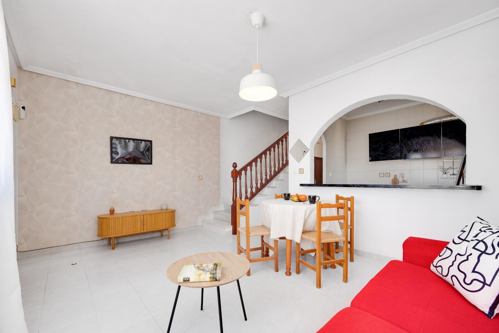 Herverkoop - Semi Detached -
Torrevieja - Nueva Torrevieja