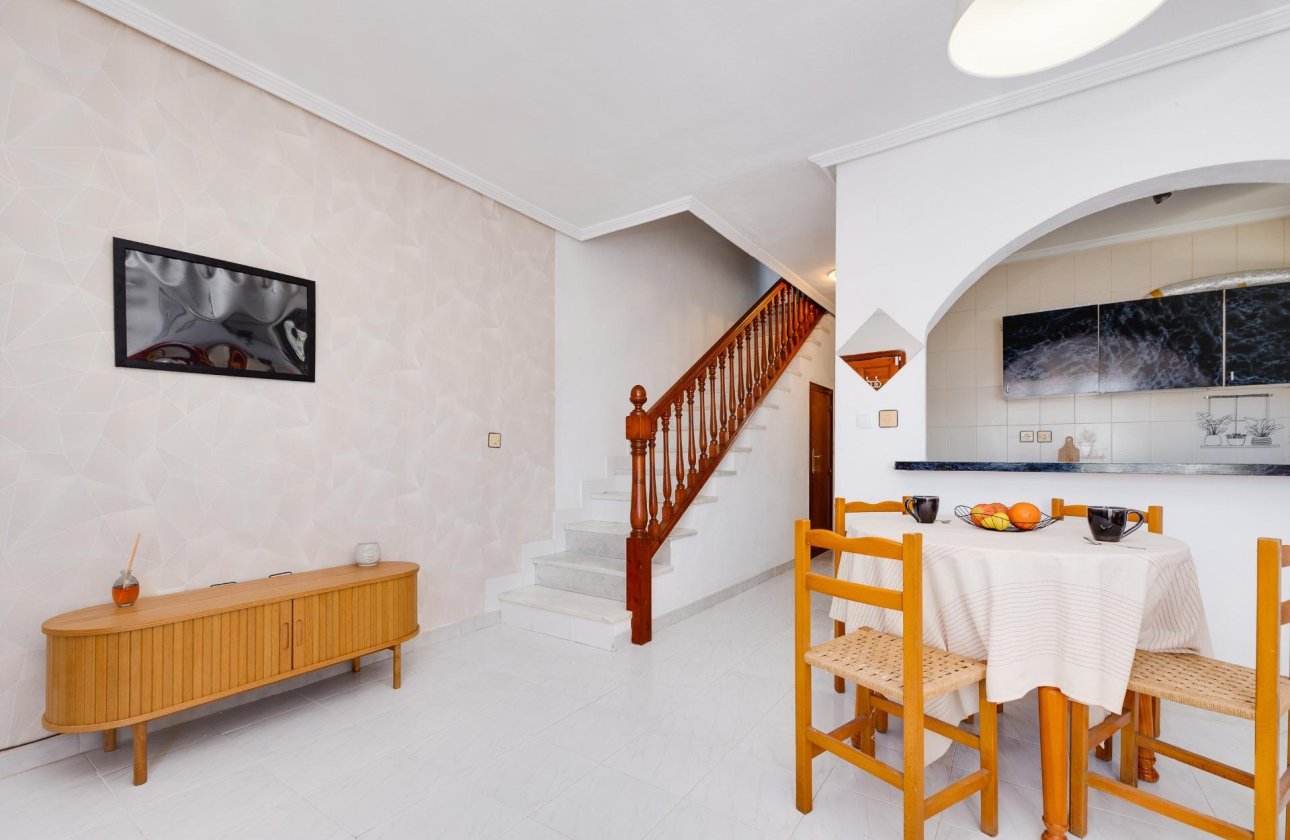 Herverkoop - Semi Detached -
Torrevieja - Nueva Torrevieja