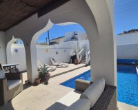 Herverkoop - Semi Detached -
Villamartin - Costa Blanca