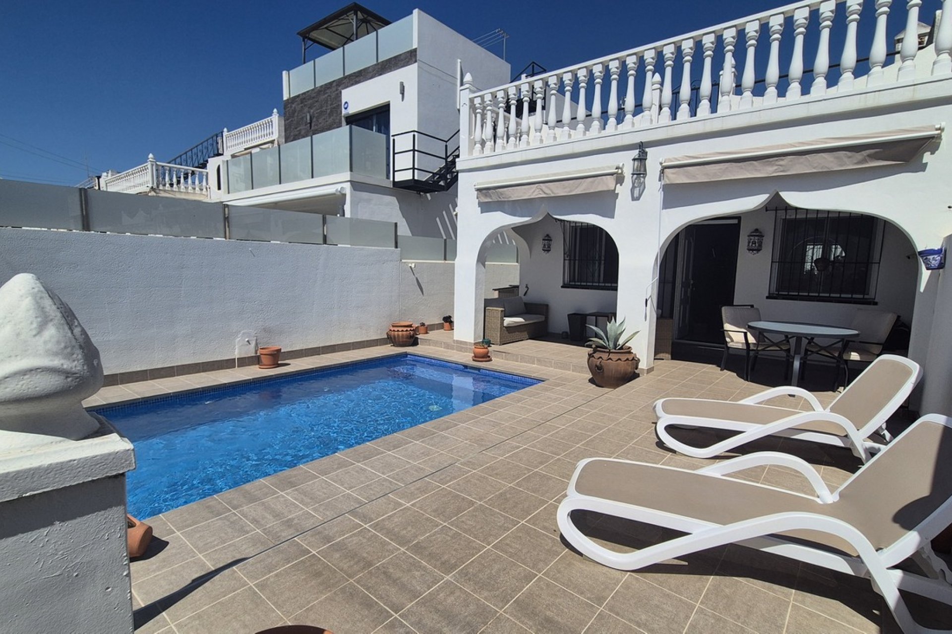 Herverkoop - Semi Detached -
Villamartin - Costa Blanca