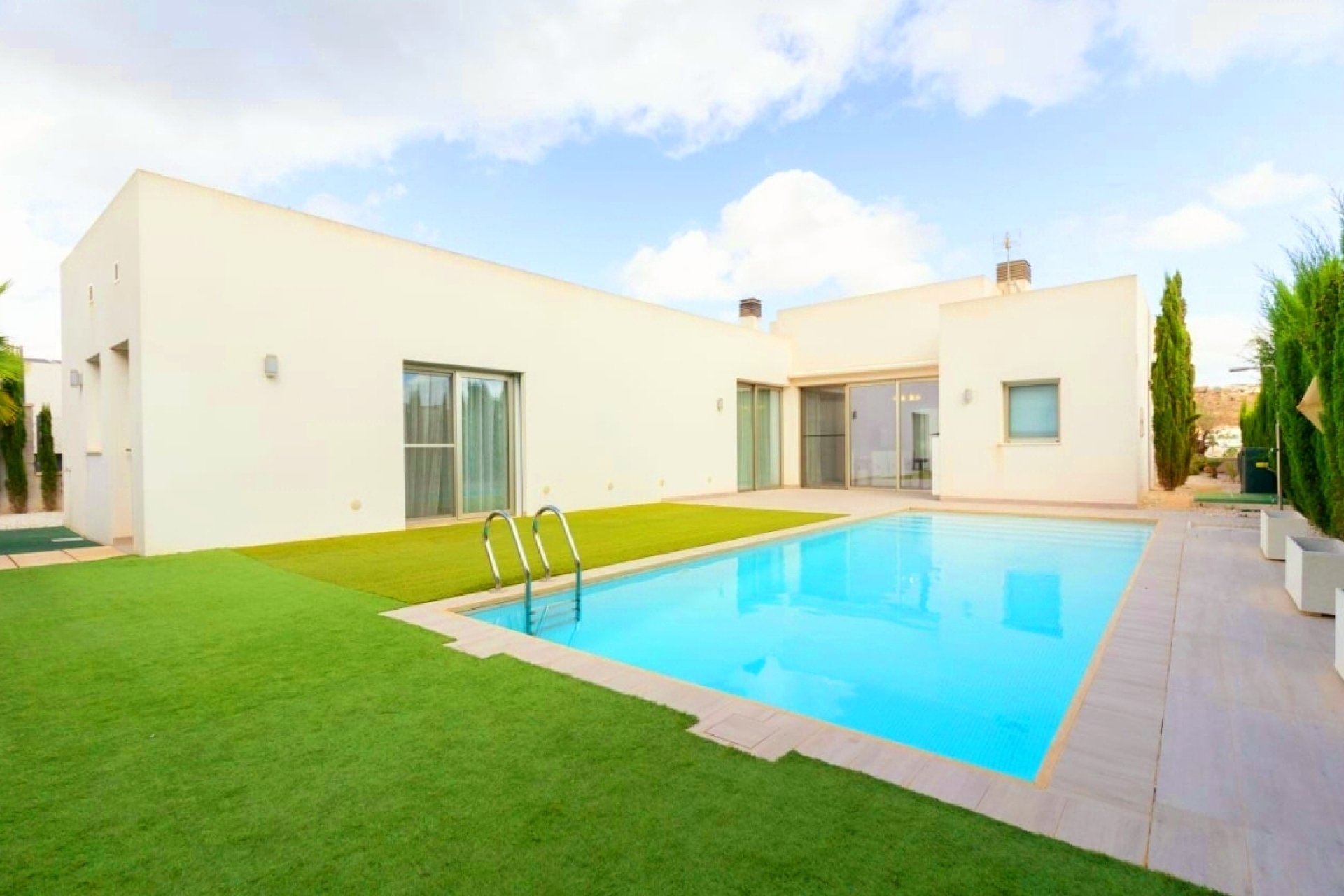 Herverkoop - Town House -
Benijofar - Costa Blanca