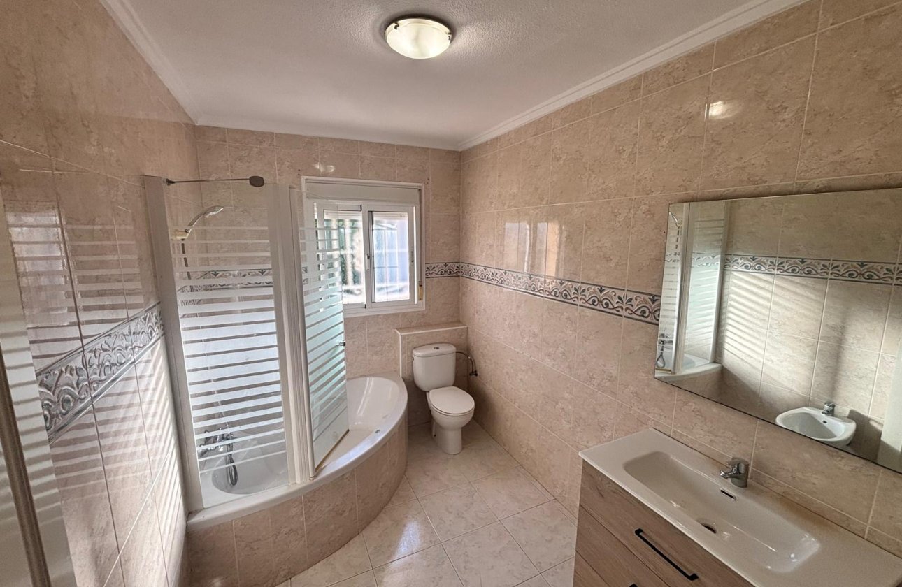 Herverkoop - Town House -
Benijofar - Costa Blanca