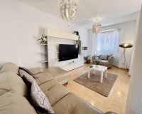 Herverkoop - Town House -
Cabo Roig - Costa Blanca