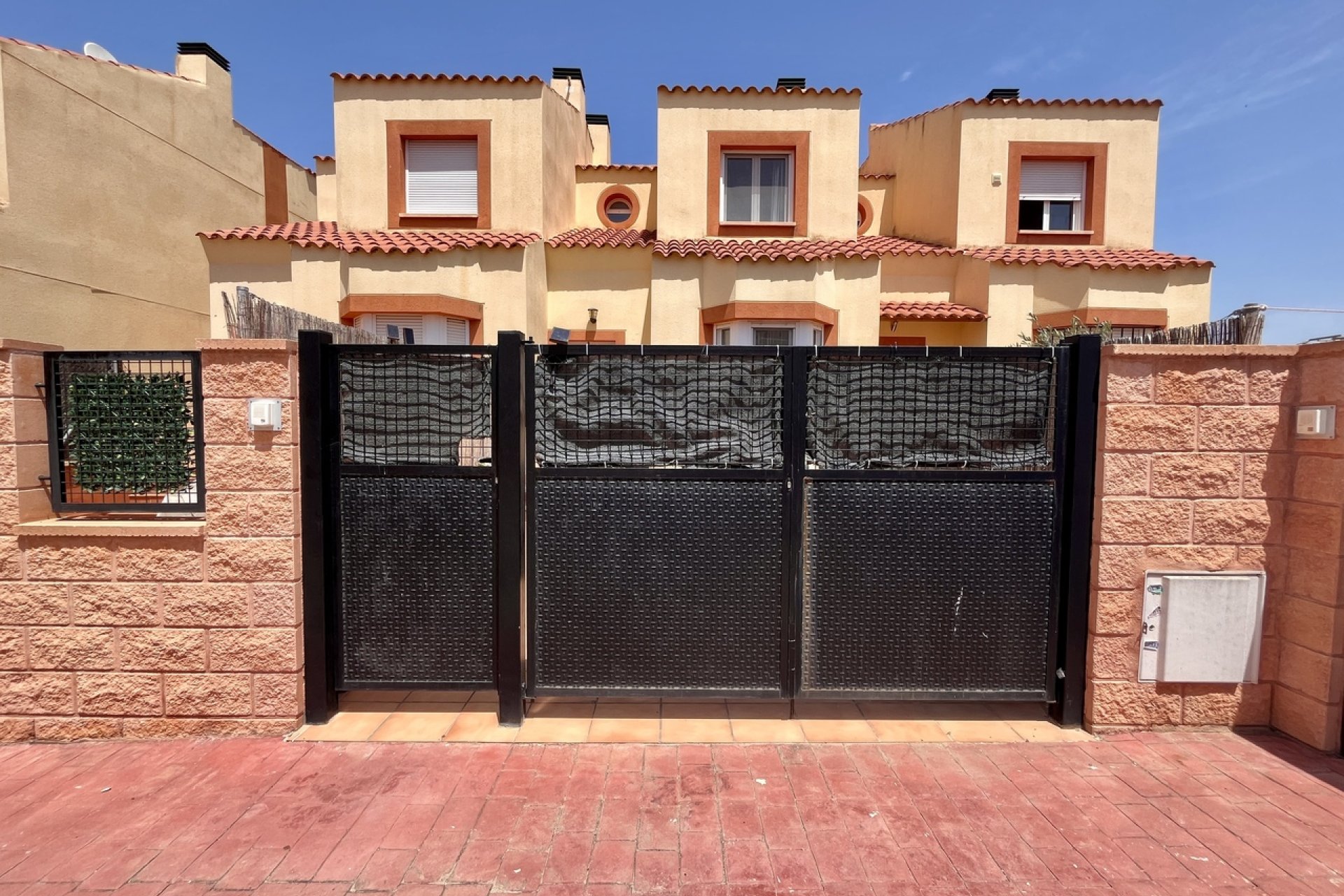 Herverkoop - Town House -
Cabo Roig - Costa Blanca