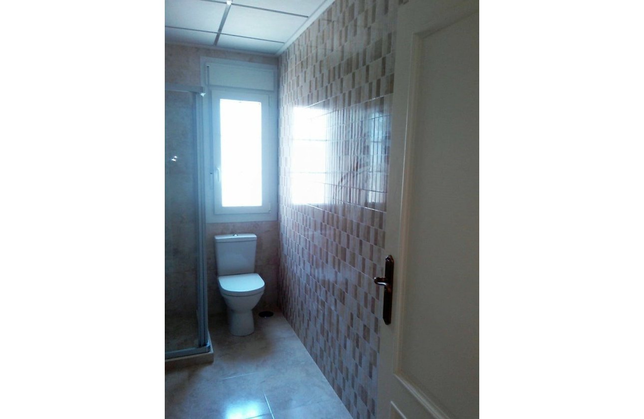 Herverkoop - Town House -
Cabo Roig - Costa Blanca