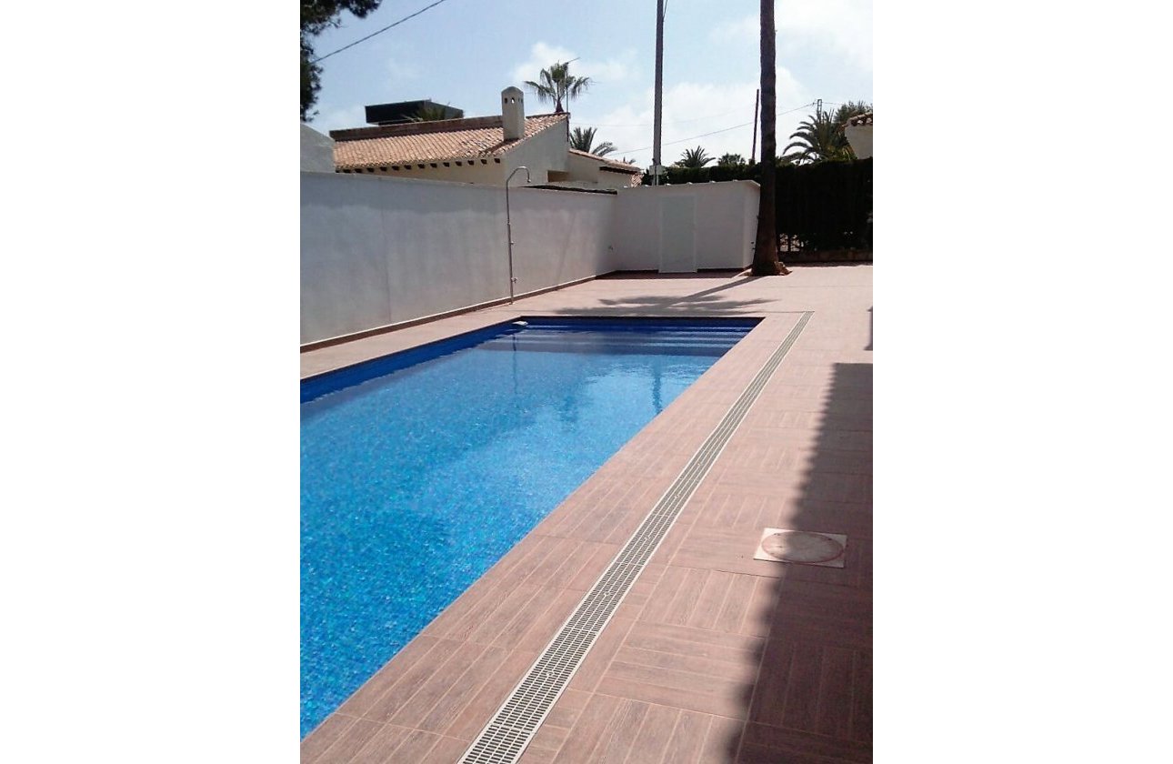 Herverkoop - Town House -
Cabo Roig - Costa Blanca