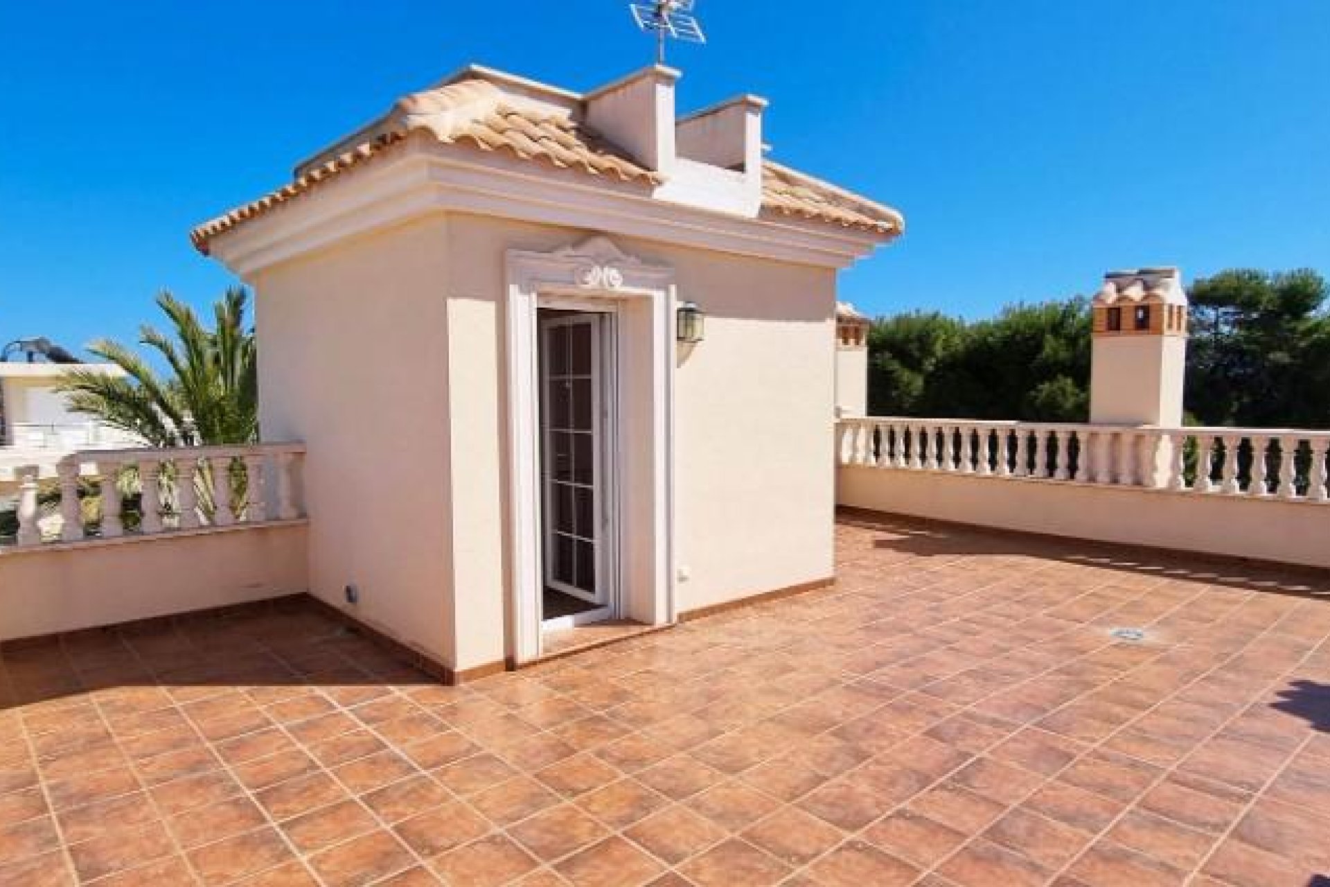 Herverkoop - Town House -
Cabo Roig - Costa Blanca