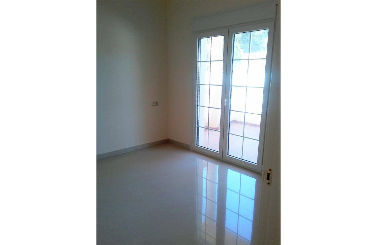 Herverkoop - Town House -
Cabo Roig - Costa Blanca