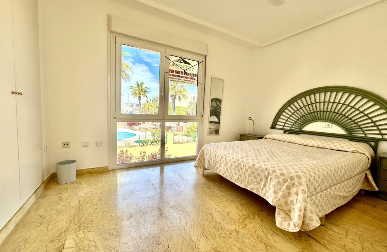 Herverkoop - Town House -
Cabo Roig - Costa Blanca