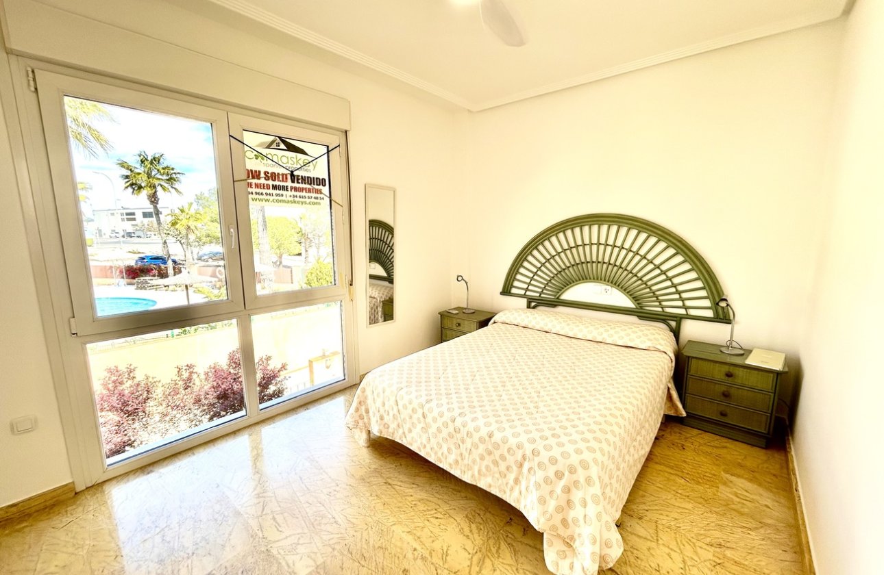 Herverkoop - Town House -
Cabo Roig - Costa Blanca